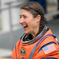 Christina Koch, astronauta de Artemis II: “No hay nada que te prepare para la sensación de ver tu planeta iluminado”