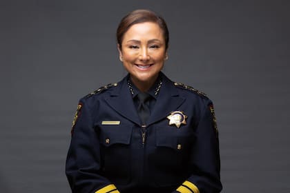 Christina Corpus, la primera sheriff latina de San Mateo, enfrenta un histórico proceso de destitución tras acusaciones de abuso de poder y conducta inapropiada