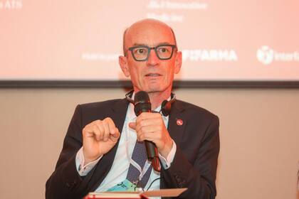 Christoph Glaetzer. Chief Global Value & Access Officer de Johnson & Johnson Innovative Medicine, en la Reunión Anual de HTAi 2025 llevada a cabo en Buenos Aires.