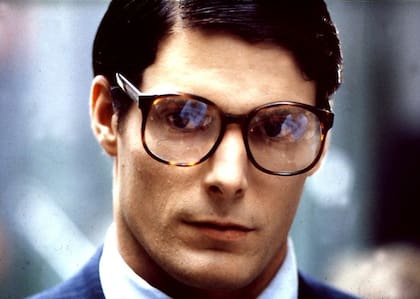 Christopher Reeve como Clark Kent