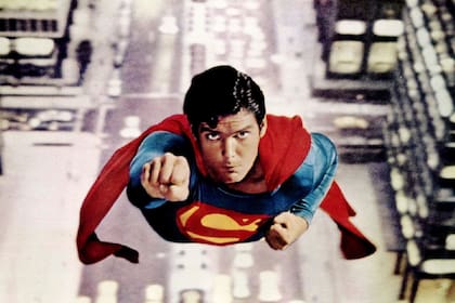 Christopher Reeve, quien interpretó a &quot;Superman&quot; en esta escena de la primera película de &quot;Superman&quot; en 1978.