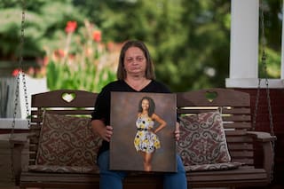 Mississippi arresta a otro hombre por muerte de mujer negra hallada colgada de un árbol