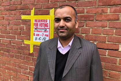 Chude Pressei voto hoy por primera vez y demostró su enojo contra Trump