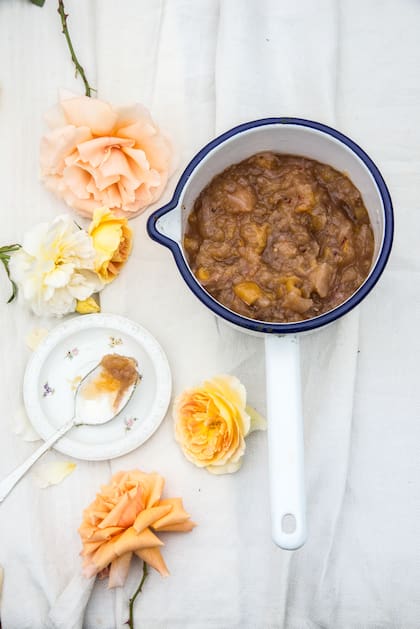 Chutney de manzanas, una preparación exprés que eleva tus comidas a otro nivel
