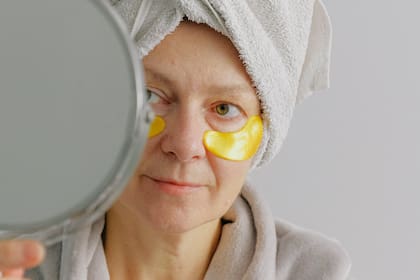 Científicos de Harvard afirman que lograron revertir el envejecimiento (Foto ilustrativa Unplash)