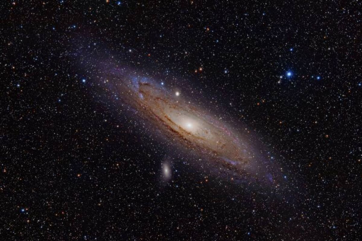 Científicos detectan una señal que podría ser el primer rastro directo de materia oscura