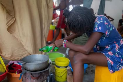 Cientos de miles de haitianos se han visto obligados a abandonar sus hogares por la violencia