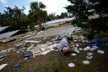 Cientos de personas perdieron objetos valiosos por el huracán Idalia en Florida