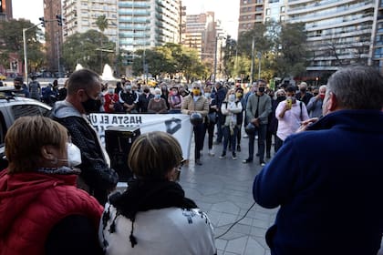 Cientos de personas se congregaron para recordar a Solange Musse en el Patio Olmos