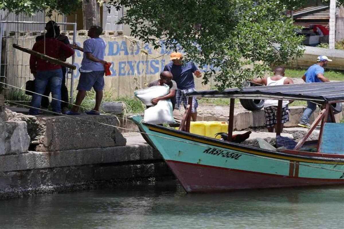 Cientos de venezolanos arriesgan la vida cruzando a Trinidad y Tobago en busca de un nuevo comienzo
