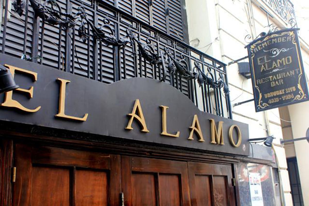 Cierra el bar El Álamo de Palermo
