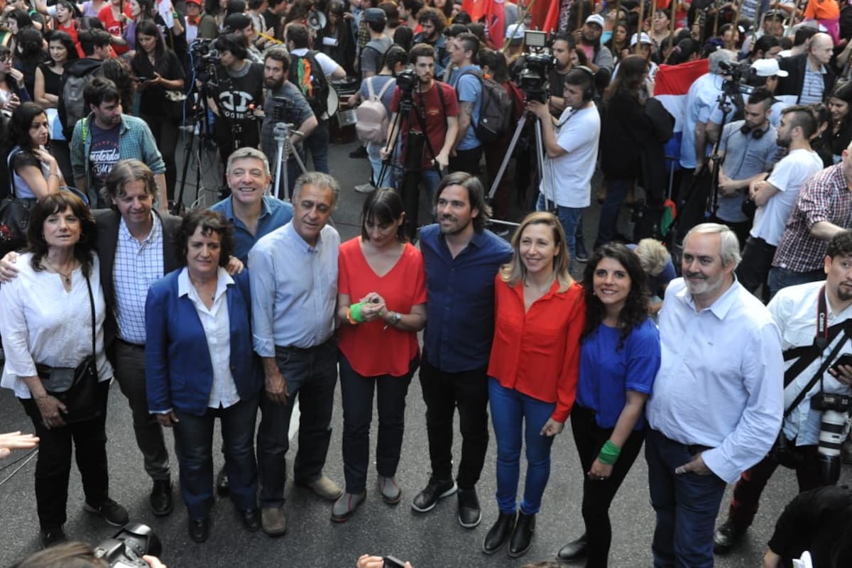Cierre de campaña de Nicolás del Caño