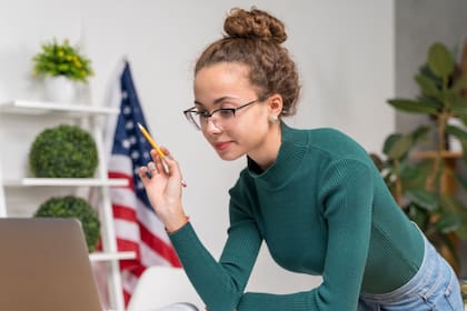 Ciertas personas pueden solicitar exenciones de tarifas en los formularios que presentan ante el Uscis