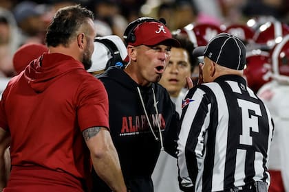 Cignetti de Indiana y DeBoer de Alabama enfrentan a sus antiguas escuelas en el Rose Bowl