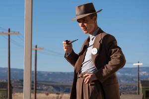 Cillian Murphy interpretando a Robert Oppenheimer