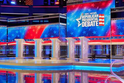 Cinco republicanos que aspiran a convertirse en el candidato a la presidencia se dieron cita para el tercer debate del partido
