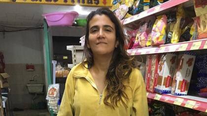 Cinthia debió mudarse con sus padres porque no podía pagar el alquiler, que aumentaba a la par de la inflación