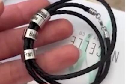 Cinthia Fernández le regaló una pulsera a Matías Defederico por el Día del Padre