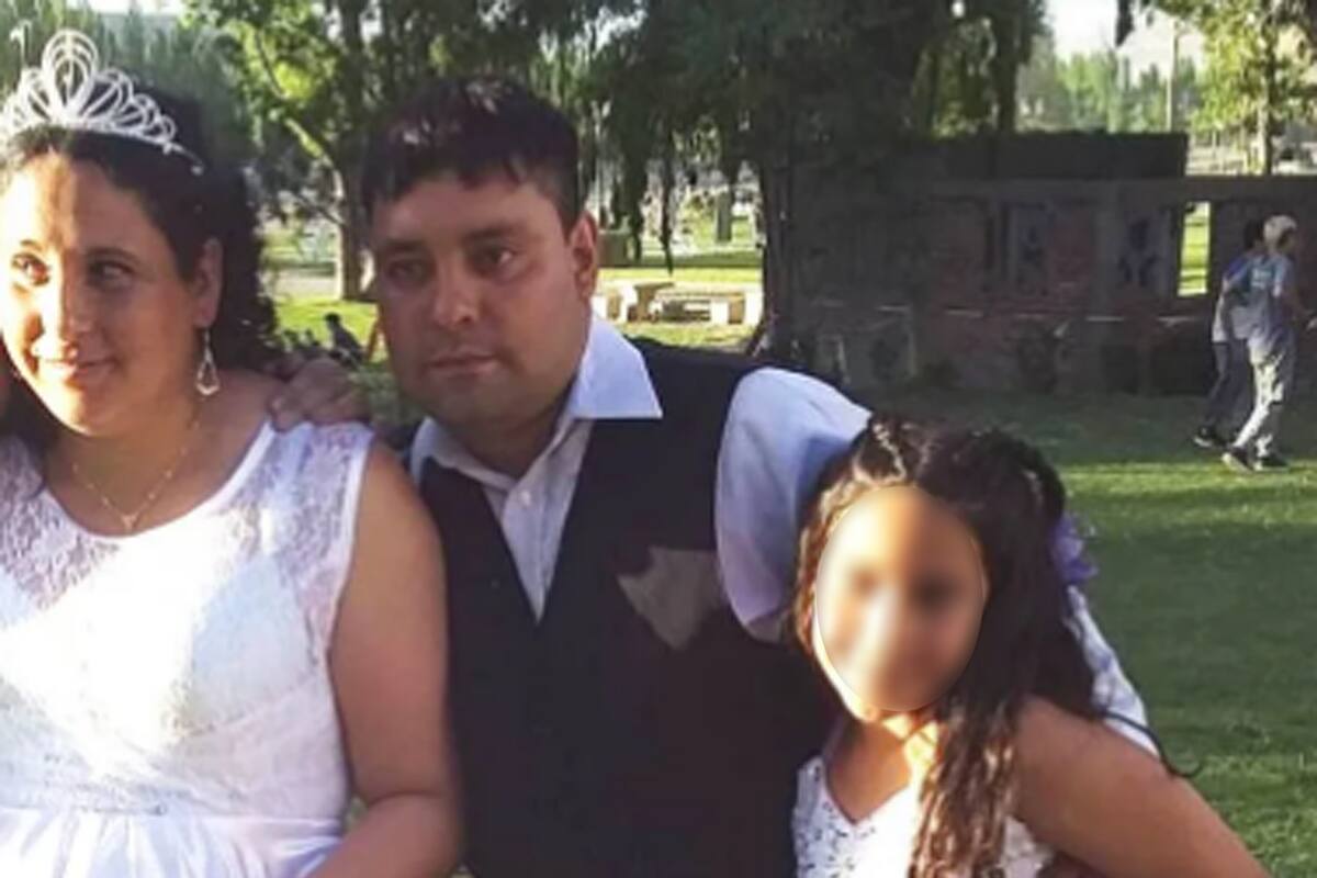 Cintia Rodríguez, Daniel Echevarría y su hija Abigail