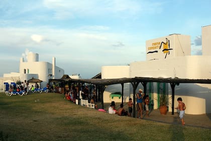 Mama Concerts tiene pileta, salas de relax, sauna, spa