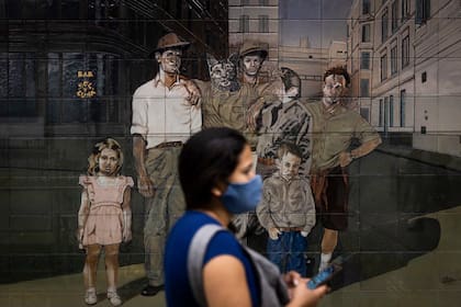Circulación de pasajeros por la estación de Retiro