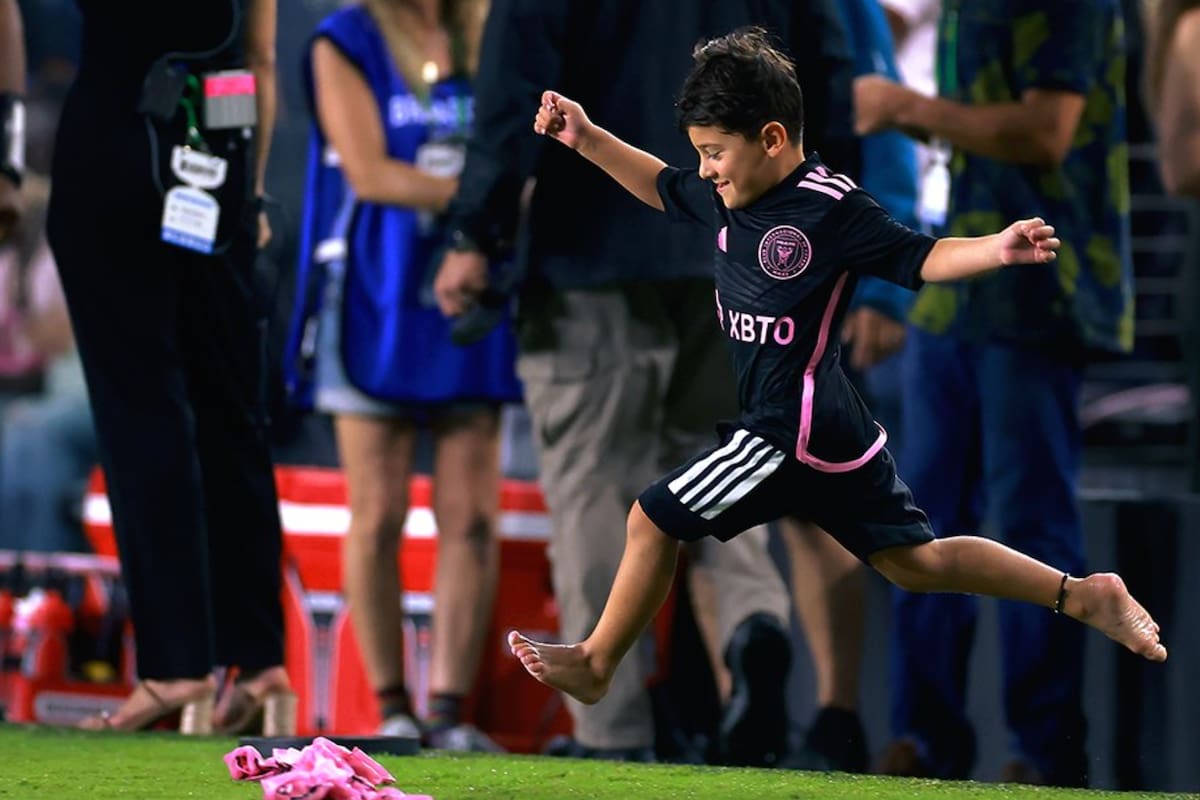 Ciro Messi se divirtió en la previa del partido del Inter Miami (Foto Twitter @brfootball)