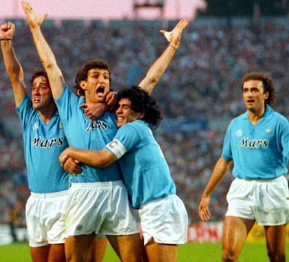 Ciro y Diego forjaron su amistad defendiendo los colores del Napoli