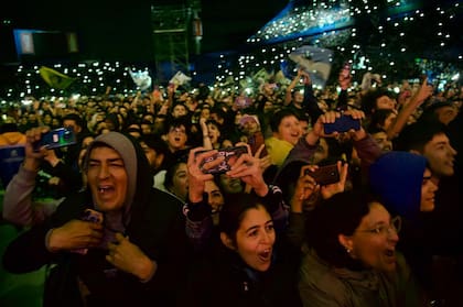 Ciro y Los Persas reafirmaron su popularidad en el estadio José Amalfitani