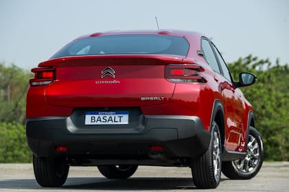 Citroën lanzó al Basalt