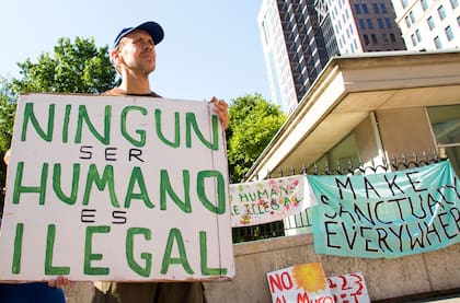 Ciudadanos de EE.UU. protestan en contra de la persecución a los migrantes. Foto: Becker1999, Flickr
