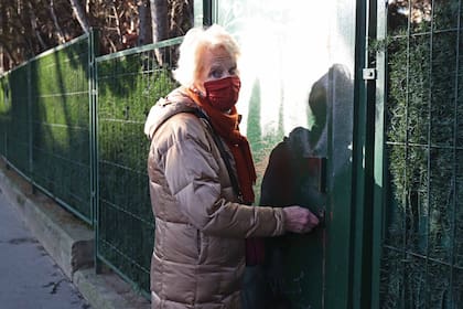Claire Liebaert, su madre, es su apoyo incondicional y con quien está viviendo por estos días. Ella dijo que su relación con la infanta Cristina
seguirá siendo la misma que hasta ahora.