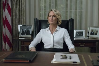 Claire Underwood (Robin Wright) será la protagonista absoluta de los nuevos episodios de la serie que explora las trampas y los vericuetos de la política estadounidense