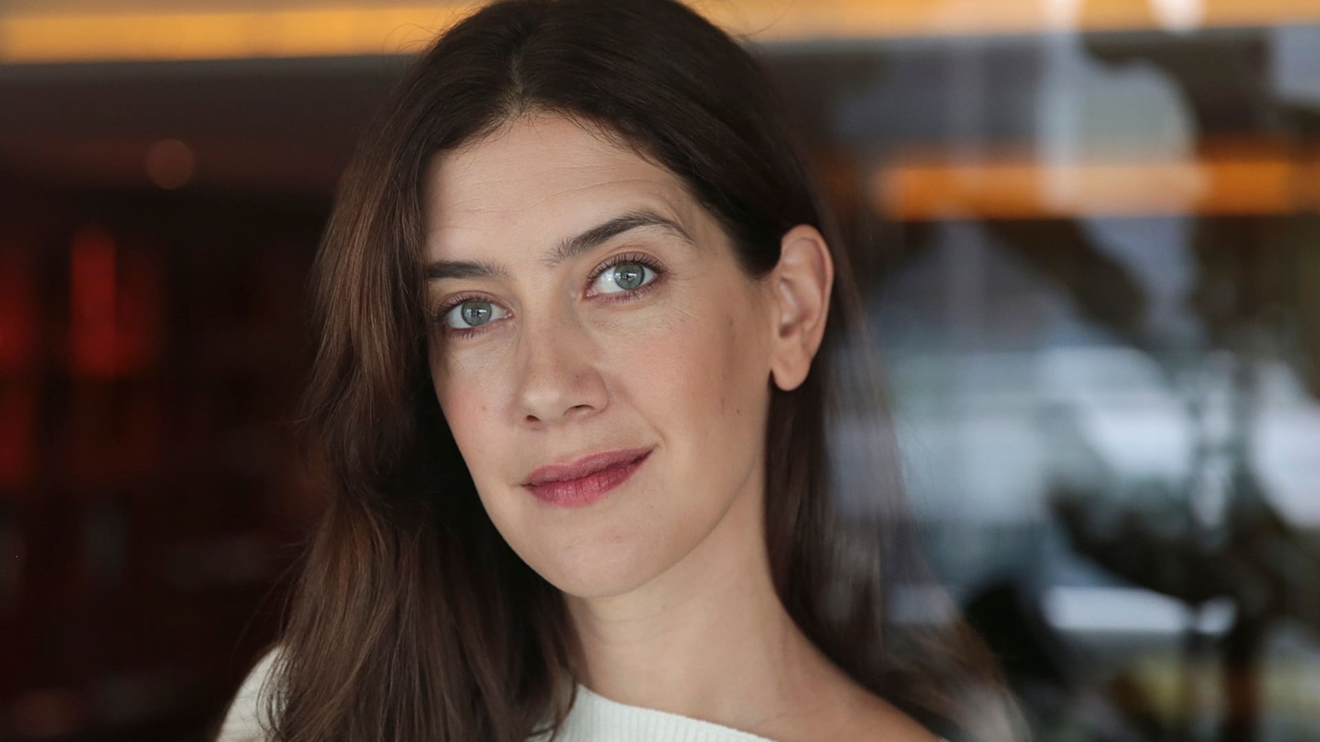 Clara Alonso estrena el 12 de marzo en calle Corrientes la obra Match for Love, junto con Alejandro Awada y con dirección de Miguel Ángel Solá