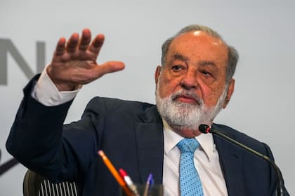Claro, de Carlos Slim, no podía quedarse con los clientes móviles por la participación que ya tiene en el mercado
