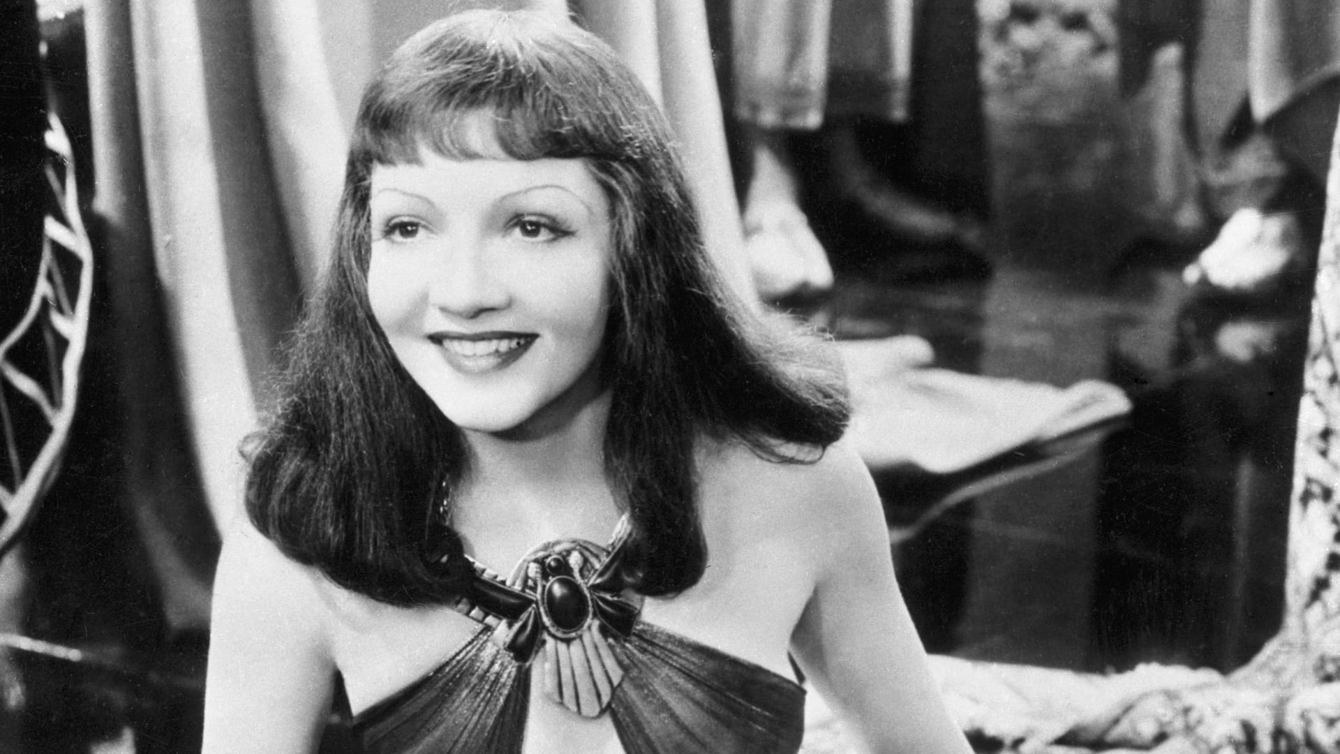 Claudette Colbert lamentó hasta el fin de sus días haber perdido el papel de Scarlett O'Hara a manos de Vivien Leigh
