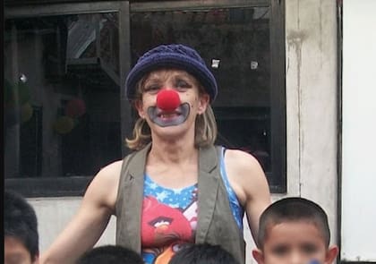 Claudia Ferro era artista callejera y animadora de fiestas infantiles