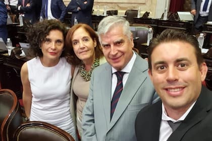 Martínez, Vigo, Gutiérrez y Cassinerio, cuatro votos que pesan en Diputados, donde el kirchnerismo necesita aliados.