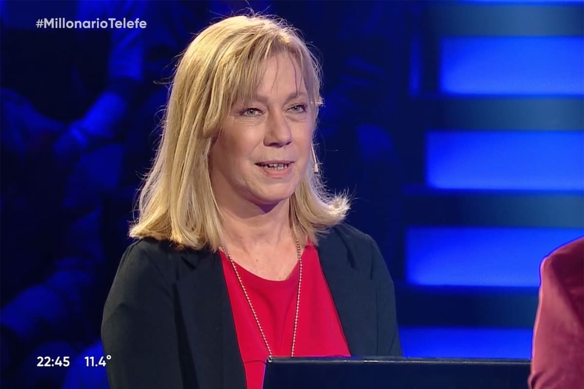 Claudia Neumann estuvo acompañada por su hija Geraldine.