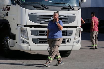 A Claudia, en el mundo de los acoplados y los containers, todos la conocen como Pantera