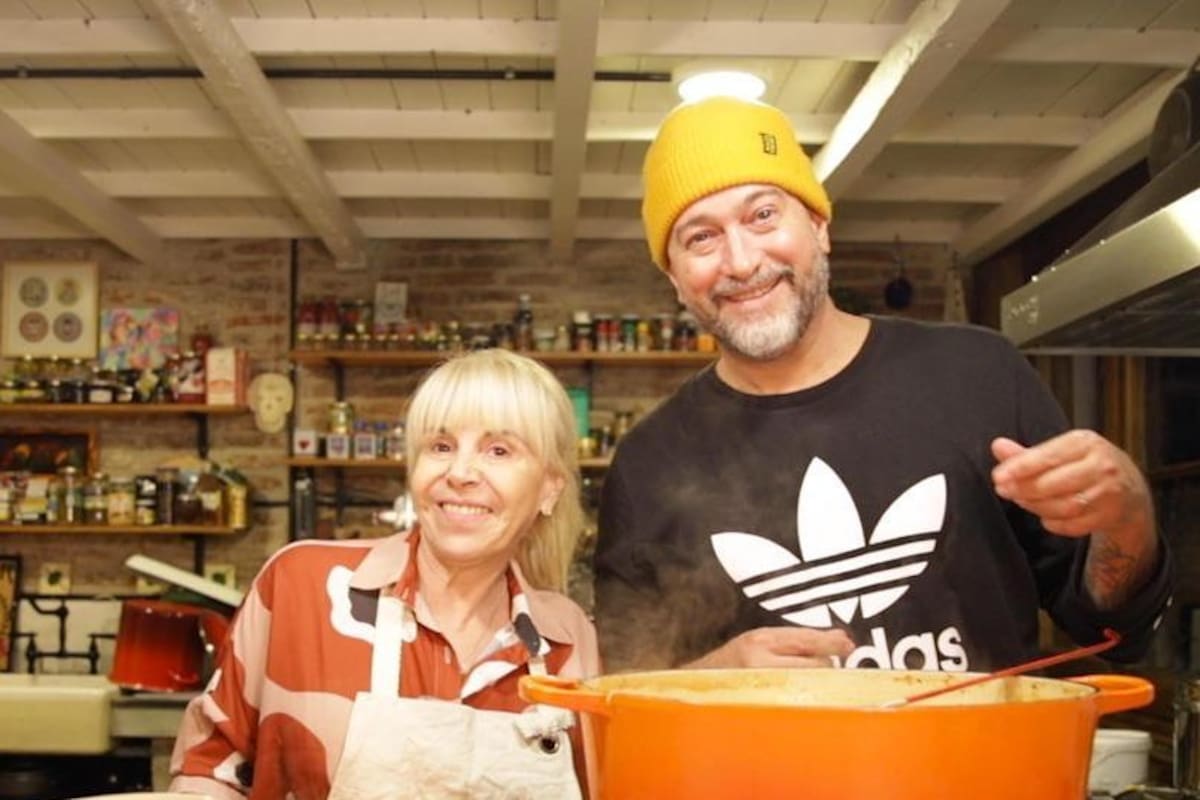 Claudia Villafañe cocinó locro para sus seguidores junto al chef Lelé Cristobal