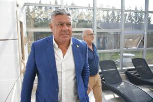 Claudio Chiqui Tapia, presidente de AFA recorre las remodelaciones del predio