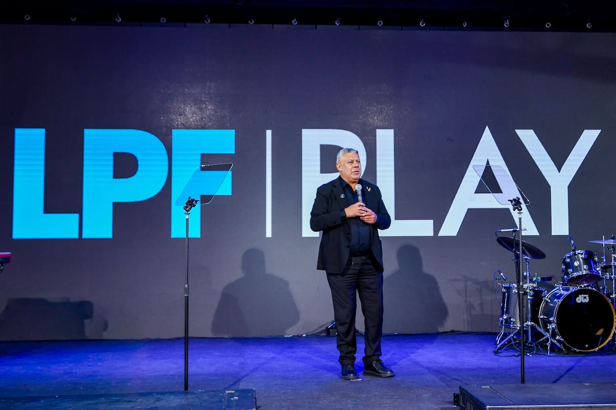 Claudio "Chiqui" Tapia, presidente de la AFA, en el evento de lanzamiento de la plataforma LPF Play