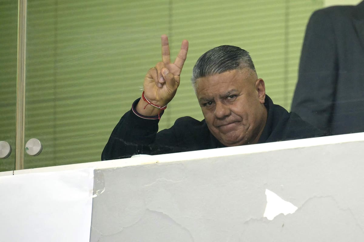 Claudio "Chiqui" Tapia, presidente de la AFA, está otra vez en la mira por los negocios con empresas del exterior