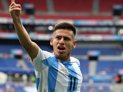 Claudio Echeverri es la máxima figura de la selección argentina para el Sudamericano Sub 20