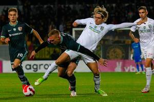 Claudio Spinelli, uno de los argentinos que militaba en el fútbol de Ucrania y por la decisión de FIFA podrá firmar en otro equipo