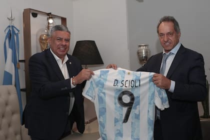 Claudio Tapia y Daniel Scioli