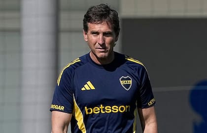 Claudio Ubeda sabe que tiene que regular las cargas de los futbolistas de Boca
