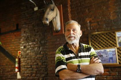 Claudio Valerio escribió un libro sobre el asado de tira