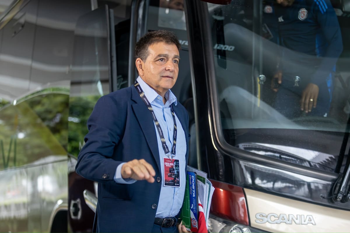 Claudio Vivas había asumido como DT de Costa Rica luego de la salida de Gustavo Alfaro a Paraguay, pero tuvo un interinato breve