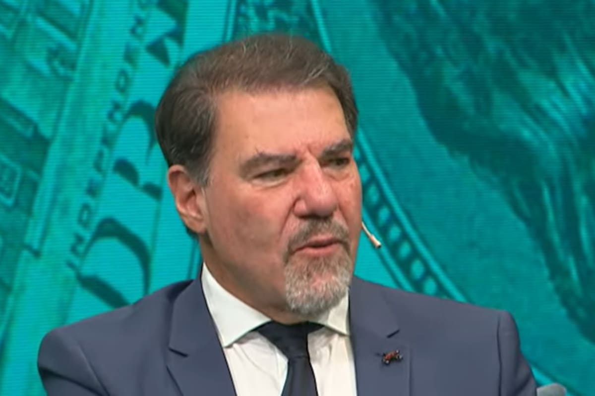 Claudio Zuchovicki, economista y presidente de Bolsas y Mercados Argentinos (ByMA), en Comunidad de Negocios (LN+)